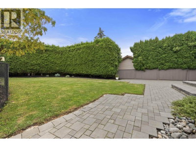 22749 125A Avenue | Maple Ridge British Columbia | Slide Image Four