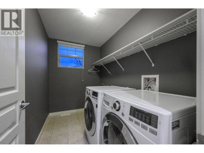 10676 247A Street | Maple Ridge British Columbia | Slide Image Seventeen