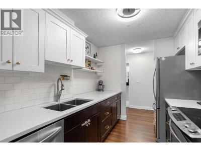 2020 BELLWOOD Avenue | Burnaby British Columbia | Slide Image Nine