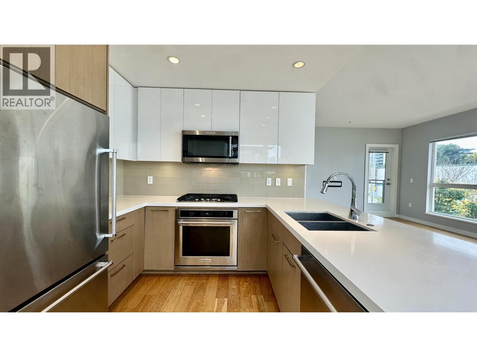 5311 CEDARBRIDGE Way, Richmond, British Columbia V6X 0M3