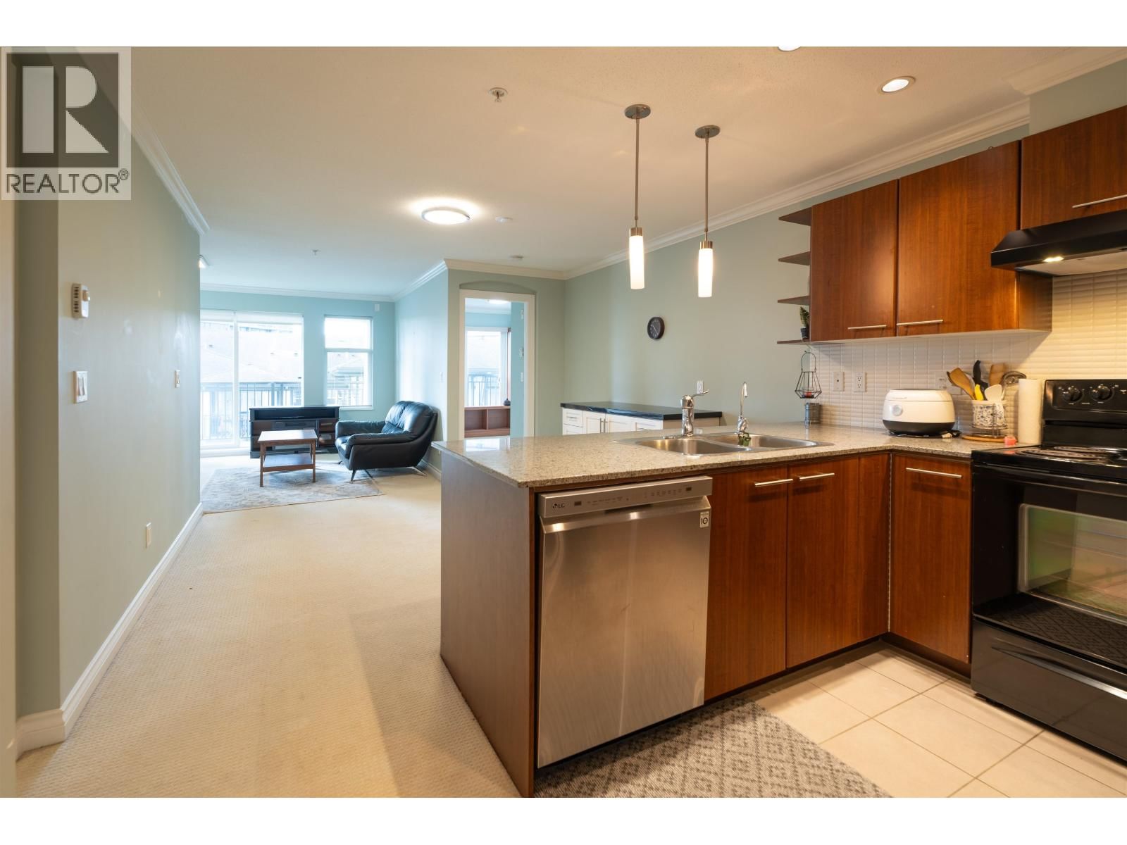 4799 BRENTWOOD Drive, Burnaby, British Columbia V5C 0C4
