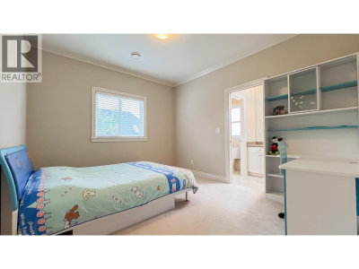 6571 CHATSWORTH Road | Richmond British Columbia | Slide Image Thirty-five