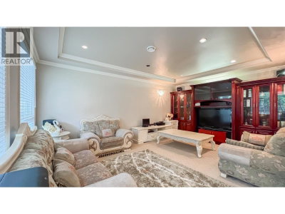 6571 CHATSWORTH Road | Richmond British Columbia | Slide Image Seven