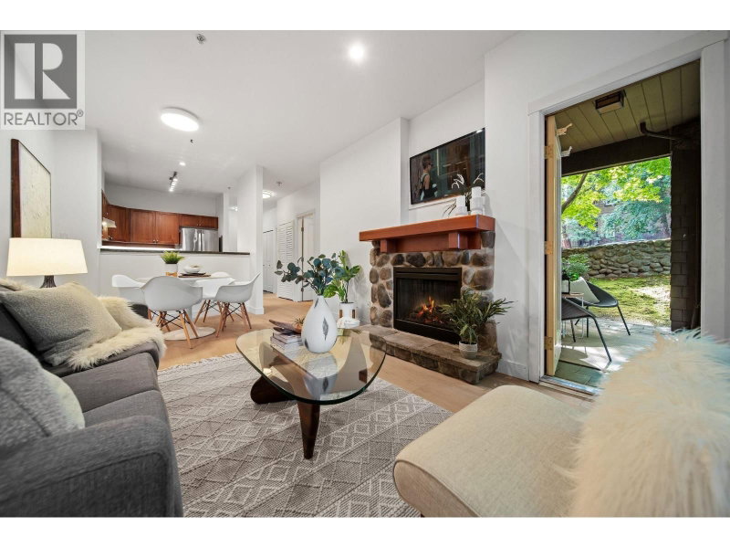 675 PARK Crescent New Westminster British Columbia, V3L 5W4 - 1 Bedroom Condo For Sale