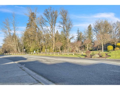 3684 COBBLESTONE Drive | Abbotsford British Columbia | Slide Image Three