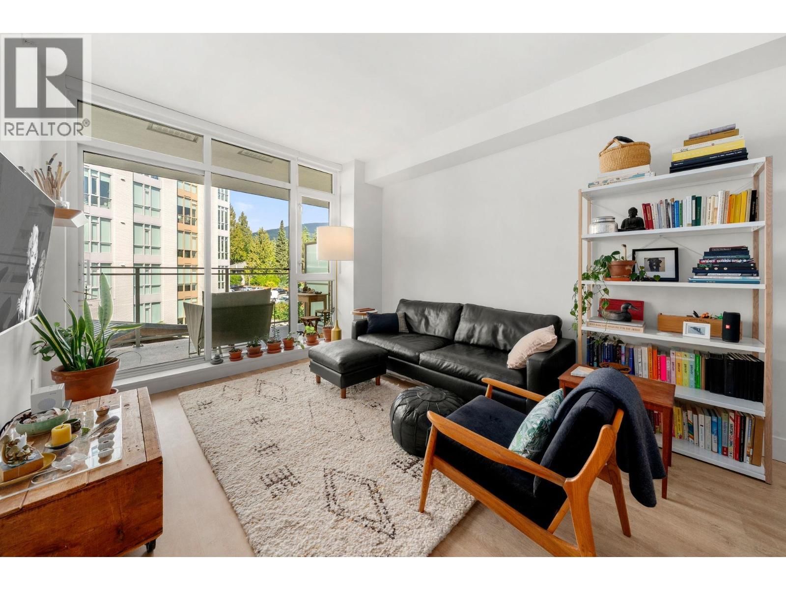 2385 EMERY Court, North Vancouver, British Columbia V7J 1P9