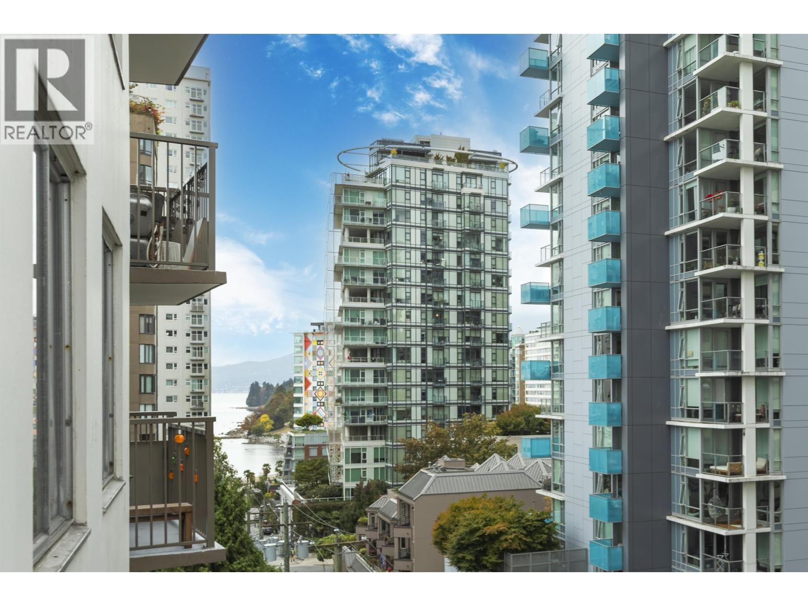 1251 CARDERO Street, Vancouver, British Columbia V6G 2H9