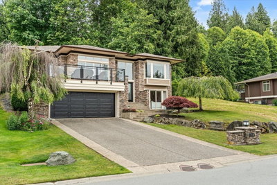 51075 FALLS Court | Chilliwack British Columbia | Slide Image Two