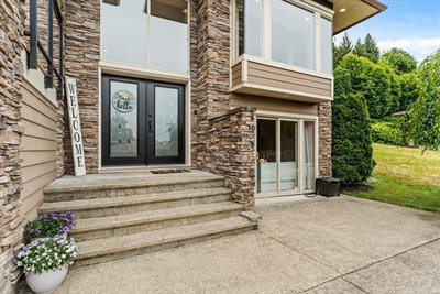 51075 FALLS Court | Chilliwack British Columbia | Slide Image Three
