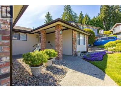 2802 PILOT Drive | Coquitlam British Columbia | Slide Image Three