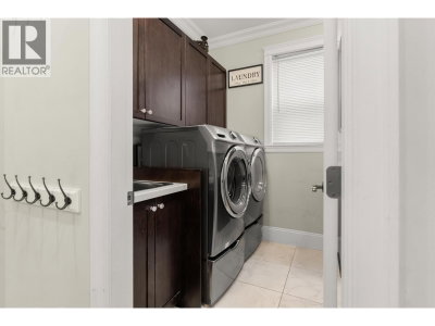 5229 LYNN Place | Delta British Columbia | Slide Image Sixteen