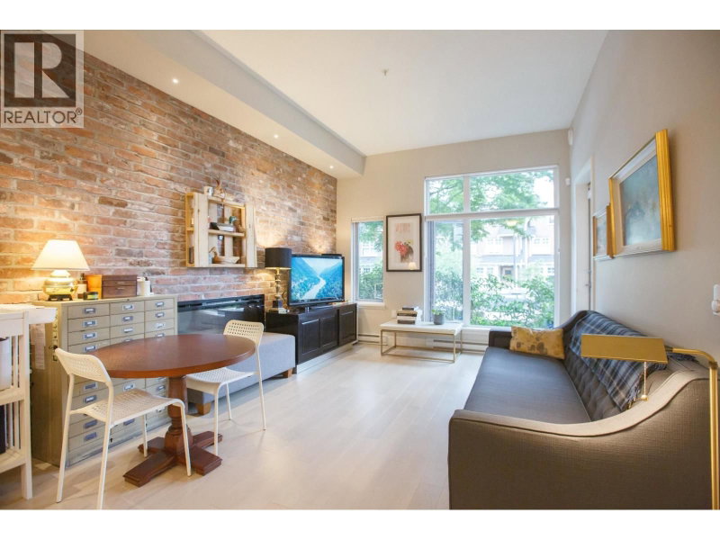 260 SALTER Street New Westminster British Columbia, V3M 0J4 - 1 Bedroom Condo For Sale