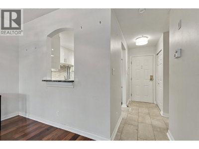 5835 HAMPTON PLACE | Vancouver British Columbia | Slide Image Six
