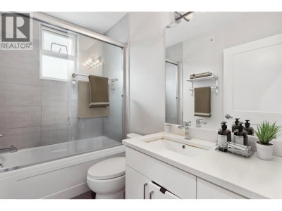 22711 WESTMINSTER Highway | Richmond British Columbia | Slide Image Thirteen