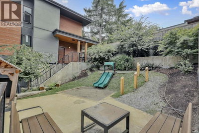 50 SEAVIEW Drive | Port Moody British Columbia | Slide Image Thirty-five