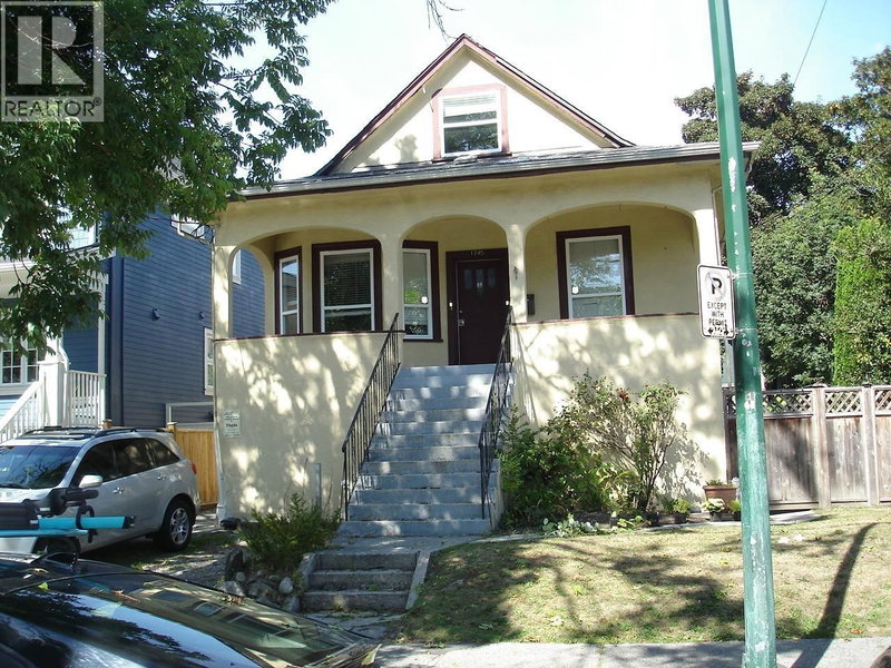 1745 GRAVELEY Street Vancouver British Columbia, V5L 3A9 - 6 Bedrooms Home For Sale