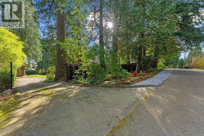 2976 PALMERSTON Avenue | West Vancouver British Columbia | Slide Image Twenty-three