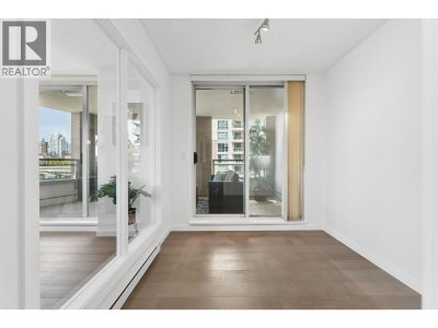 120 MILROSS Avenue | Vancouver British Columbia | Slide Image Nine