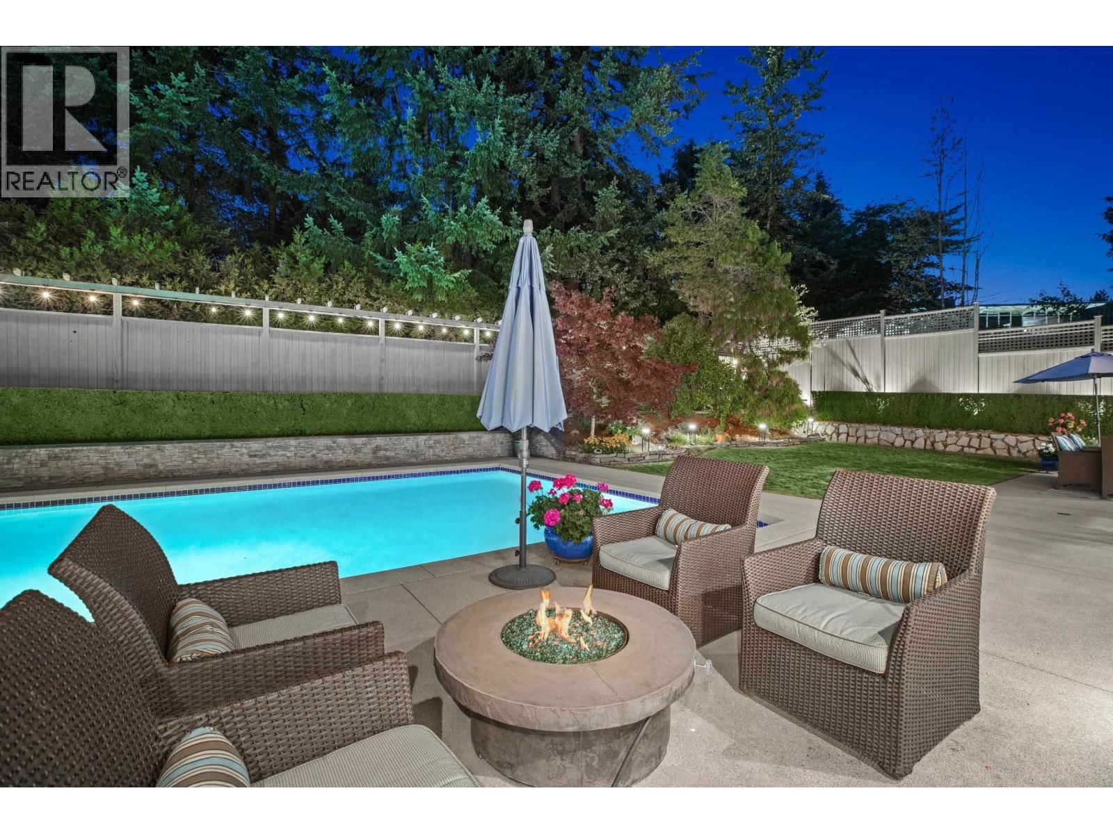 885 MARGAREE Place, West Vancouver, British Columbia V7T 2J5