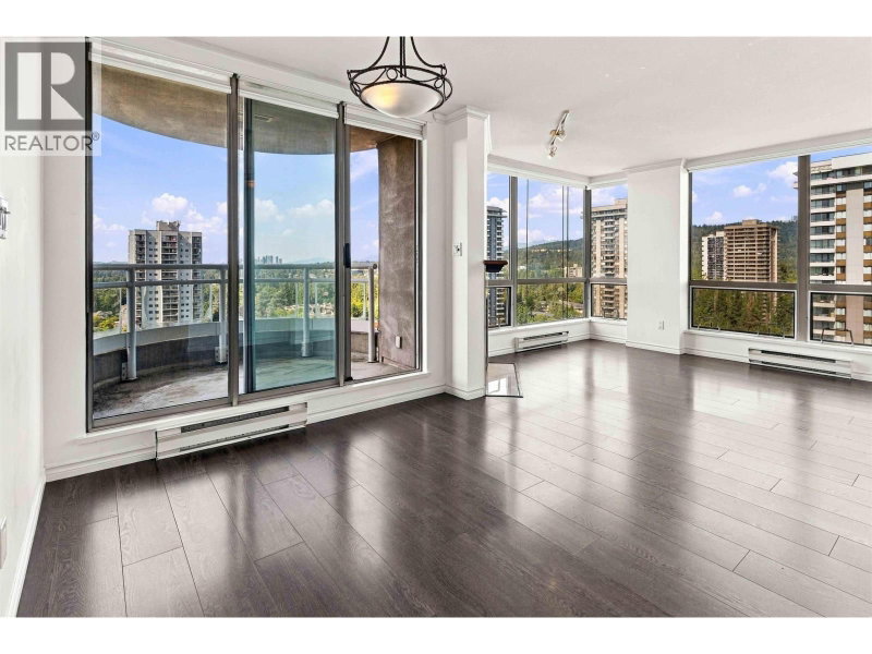 9603 MANCHESTER Drive Burnaby British Columbia, V3N 4Y7 - 3 Bedrooms Condo For Sale