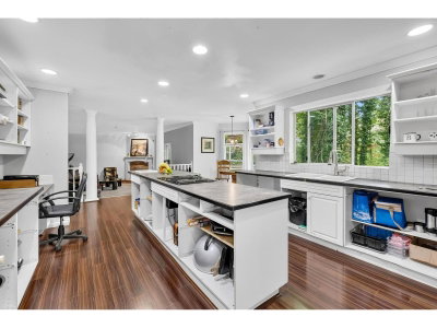 17588 28 Avenue | Surrey British Columbia | Slide Image Eight