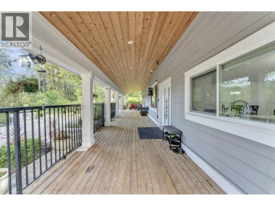 22288 136 Avenue | Maple Ridge British Columbia | Slide Image Thirty-four