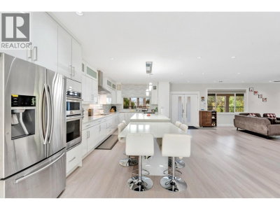 22288 136 Avenue | Maple Ridge British Columbia | Slide Image Eight