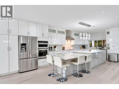 22288 136 Avenue | Maple Ridge British Columbia | Slide Image Nine