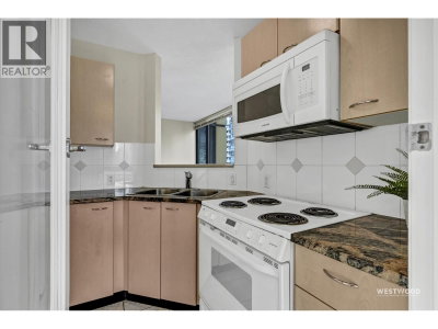 1367 ALBERNI Street | Vancouver British Columbia | Slide Image Nine