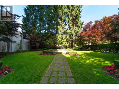 1850 COMOX Street | Vancouver British Columbia | Slide Image Seventeen