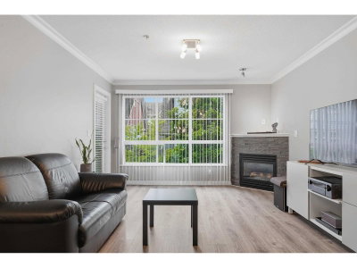 12083 92A Avenue | Surrey British Columbia | Slide Image Ten