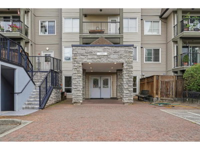 12083 92A Avenue | Surrey British Columbia | Slide Image Twenty