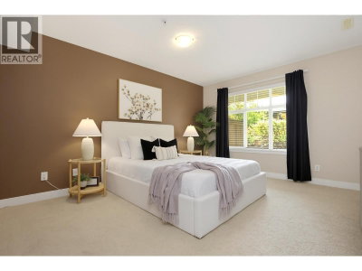 11282 COTTONWOOD Drive | Maple Ridge British Columbia | Slide Image Thirty-five