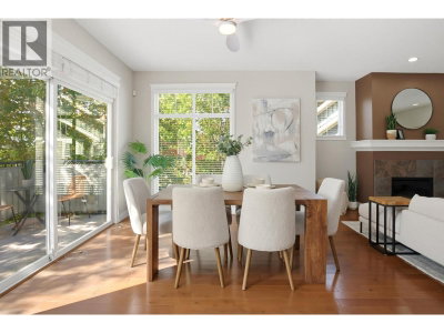 11282 COTTONWOOD Drive | Maple Ridge British Columbia | Slide Image Nine