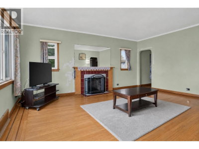 4205 PENDER Street | Burnaby British Columbia | Slide Image Eight