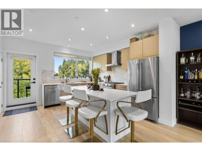 3597 MALSUM Drive | North Vancouver British Columbia | Slide Image Thirteen