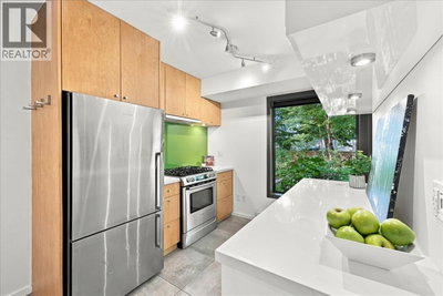 3008 VICTORIA Drive | Vancouver British Columbia | Slide Image Twelve