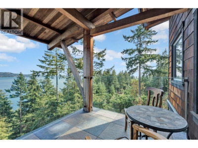 687 CHANNELVIEW Drive | Bowen Island British Columbia | Slide Image Sixteen