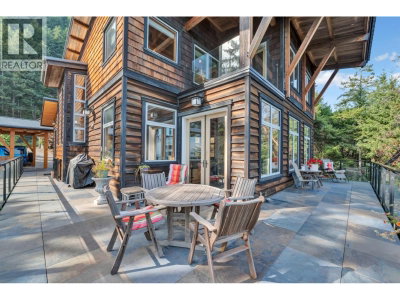687 CHANNELVIEW Drive | Bowen Island British Columbia | Slide Image Thirty-four