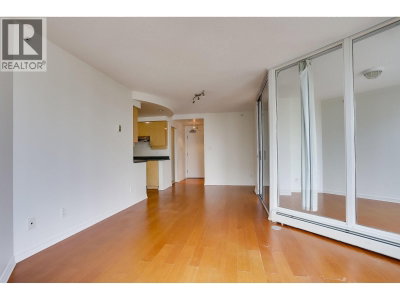 1009 EXPO Boulevard | Vancouver British Columbia | Slide Image Eight
