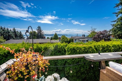 1130 MAPLE Street | White Rock British Columbia | Slide Image Thirty