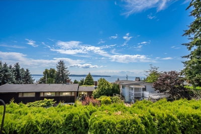 1130 MAPLE Street | White Rock British Columbia | Slide Image Thirty-six