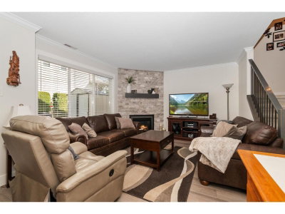46349 CESSNA Drive | Chilliwack British Columbia | Slide Image Eight