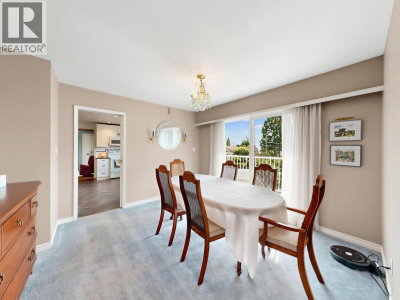 524 LYN Court | Coquitlam British Columbia | Slide Image Seven