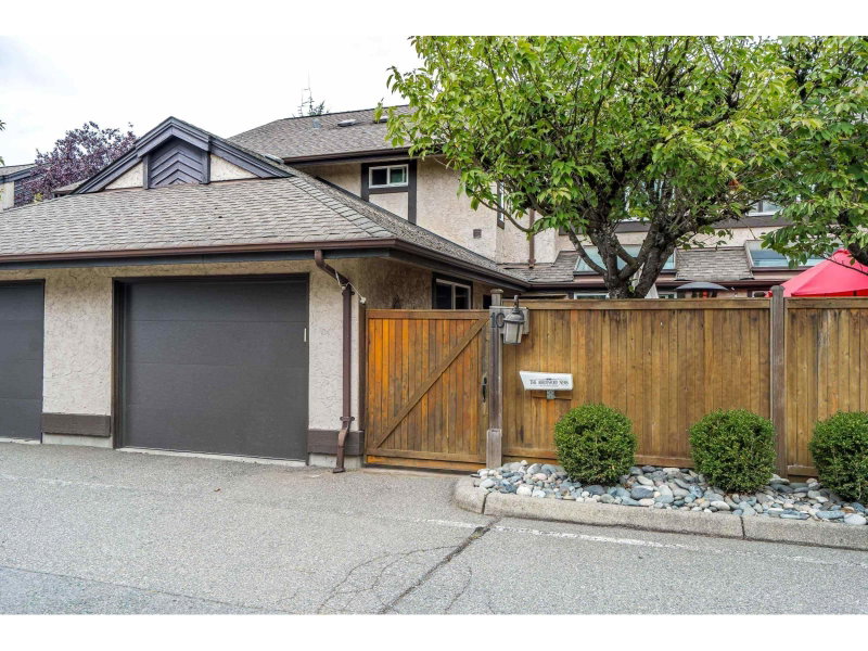 34755 OLD YALE Road Abbotsford British Columbia, V2S 7S5 - 3 Bedrooms Condo For Sale