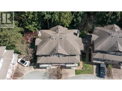 1188 STRATHAVEN Drive | North Vancouver British Columbia | Slide Image Thirty-two