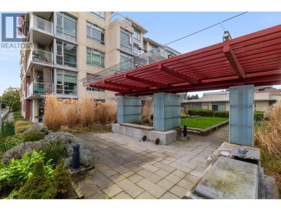 2228 BROADWAY | Vancouver British Columbia | Slide Image Twenty-two