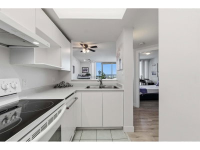 10899 UNIVERSITY Drive | Surrey British Columbia | Slide Image Fourteen