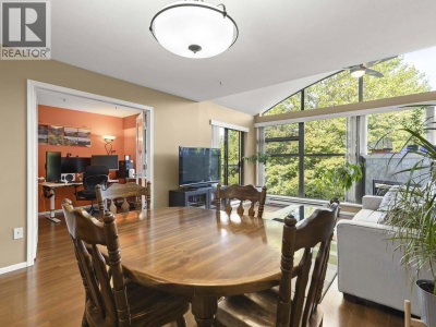 225 NEWPORT Drive | Port Moody British Columbia | Slide Image Three