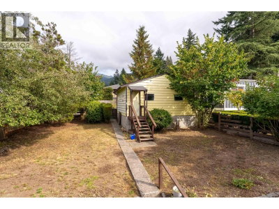 234 ST. JAMES Road | North Vancouver British Columbia | Slide Image Twelve